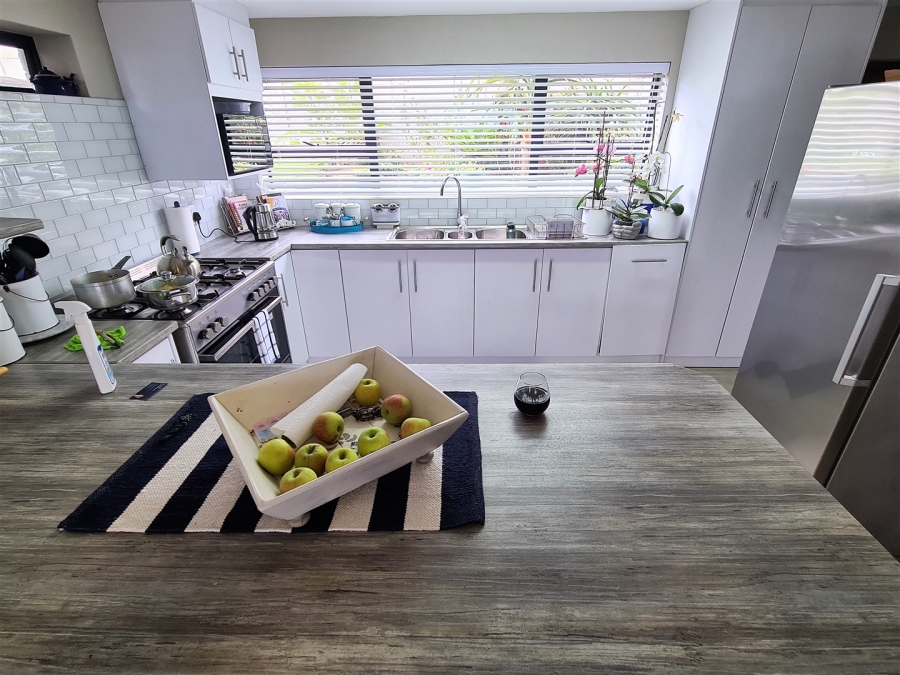 5 Bedroom Property for Sale in Dana Bay Western Cape